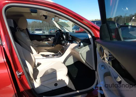 2018 Mercedes-Benz Glc 300 из США, поврежденный, VIN WDC0G4JB5JV108745